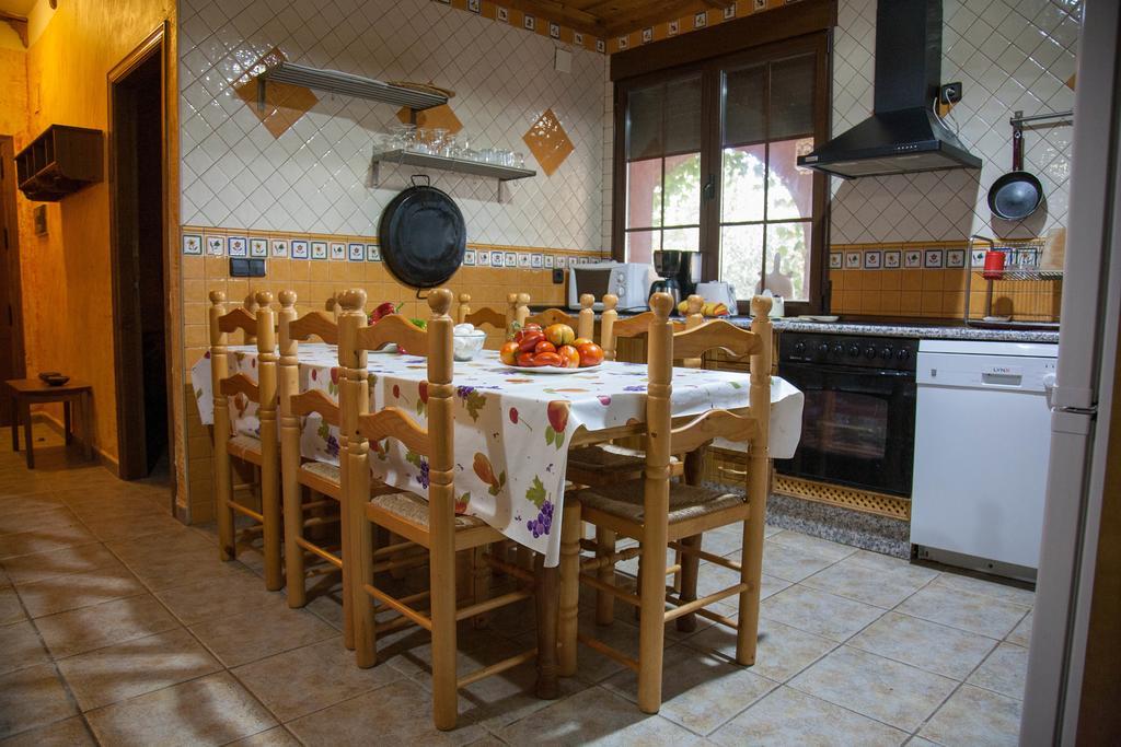 La Derrubia Guest House Villamalea Exterior photo